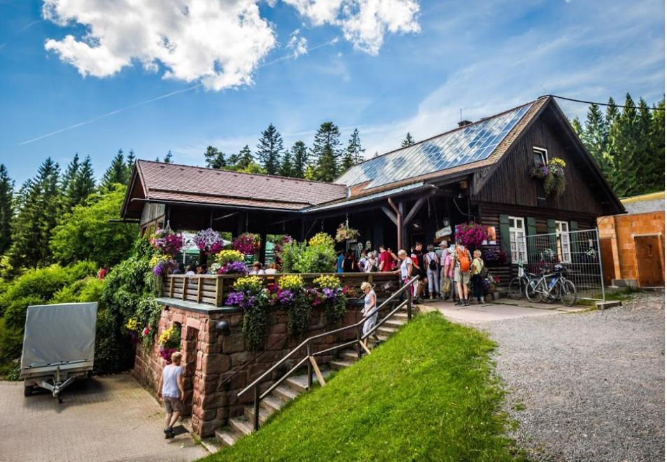 Ferienwohnung Am Enzufer Mit Balkon In Bad Wildbad Im Schwarzwald Exterior photo